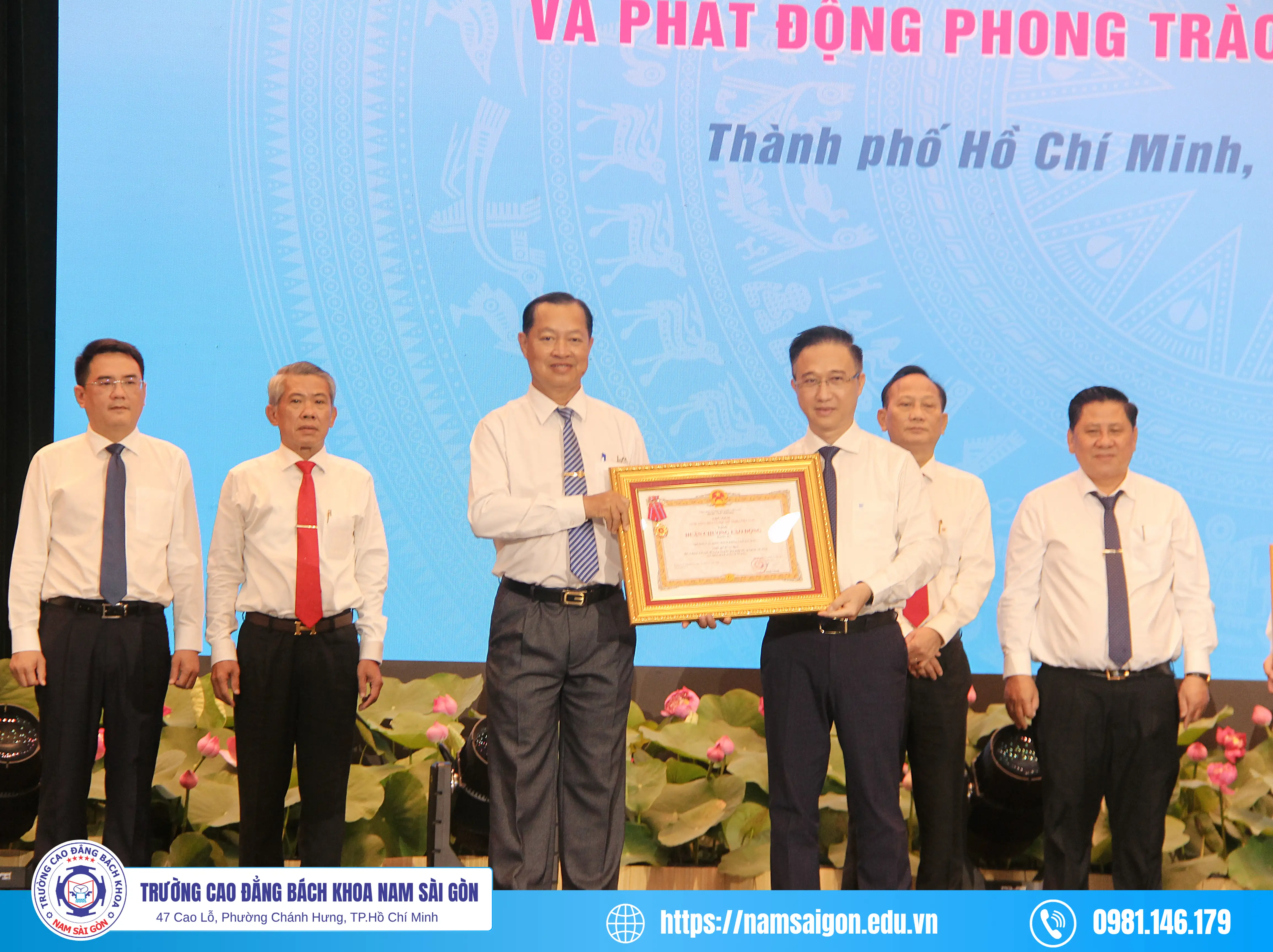 Trường Cao đẳng Bách khoa Nam Sài Gòn nhận Huân chương Lao động hạng Ba và Cờ thi đua của Chính phủ năm 2026